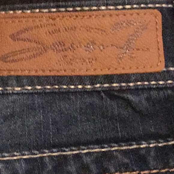 Seven7 blue jean shorts - Picture 7 of 8